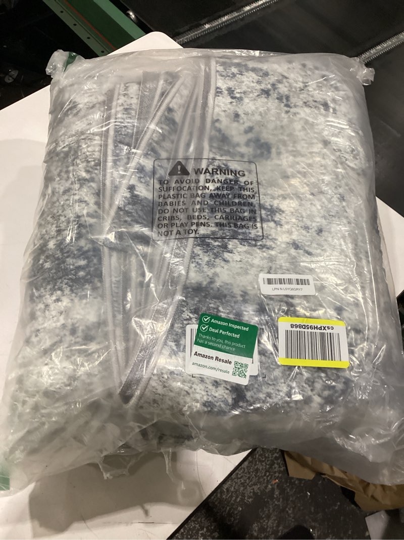 Condition photo showing New/Like New for 8x10 area rugs for living room rug washable: abstract large rug for dining room bedroom carpet non slip 8 by 10 indoor modern nursery home office blue grey blue/grey 8' x 10' (rectangular)
