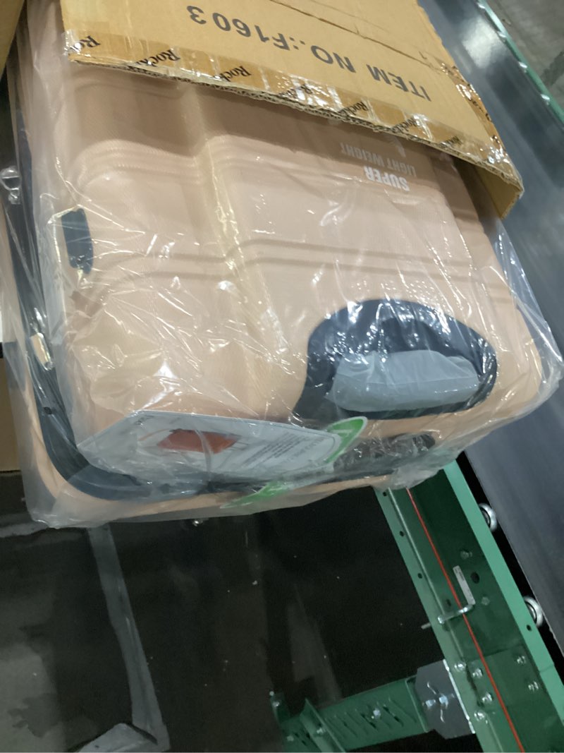Condition photo showing New/Like New for Rockland Melbourne Hardside Expandable Spinner Wheel Luggage, Champagne, Checked-Large 28-Inch (F1603-CHAMPAGNE) Checked Large 28" CHAMPAGNE