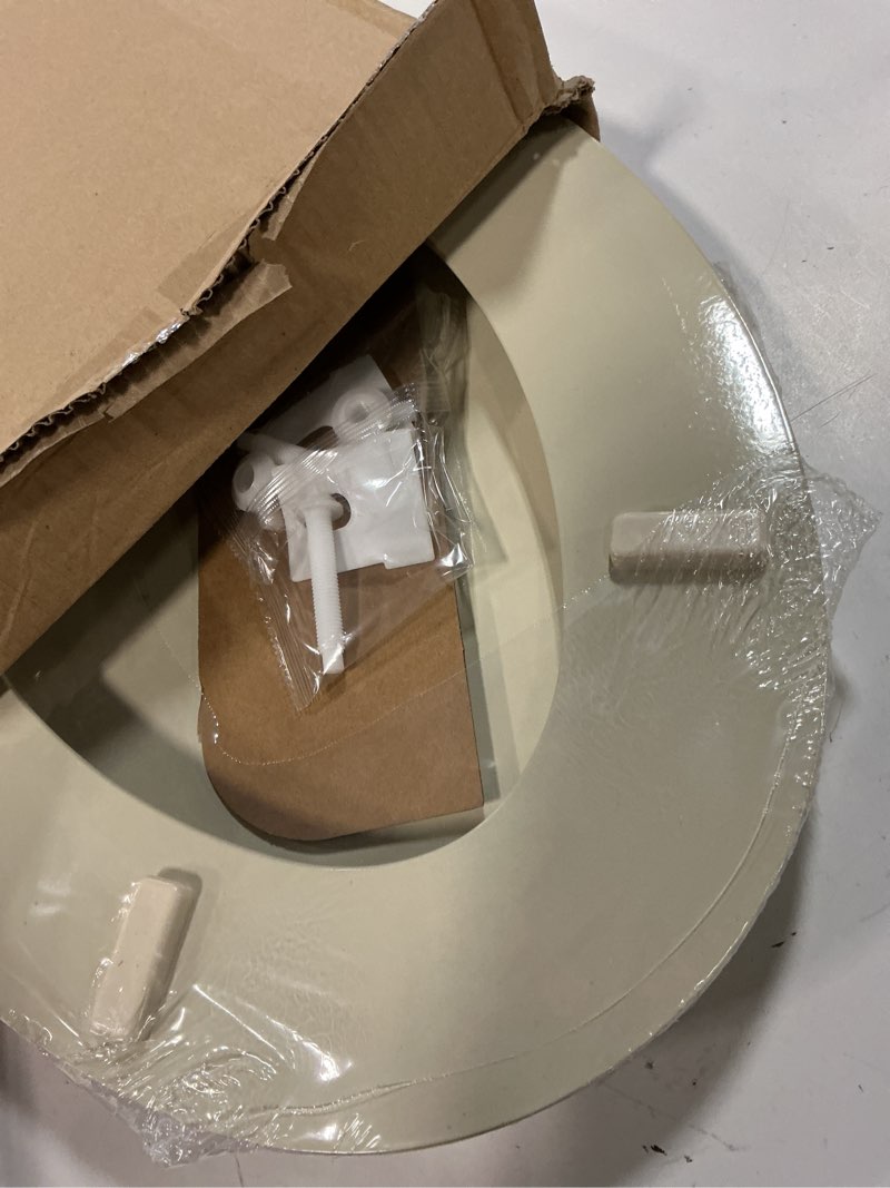 Condition photo showing Good Condition for highcraft premium elongated toilet seat with slow-close design & adjustable hinges - molded wood toilet seat - fits standard elongated toilets - oval seat in bone/beige