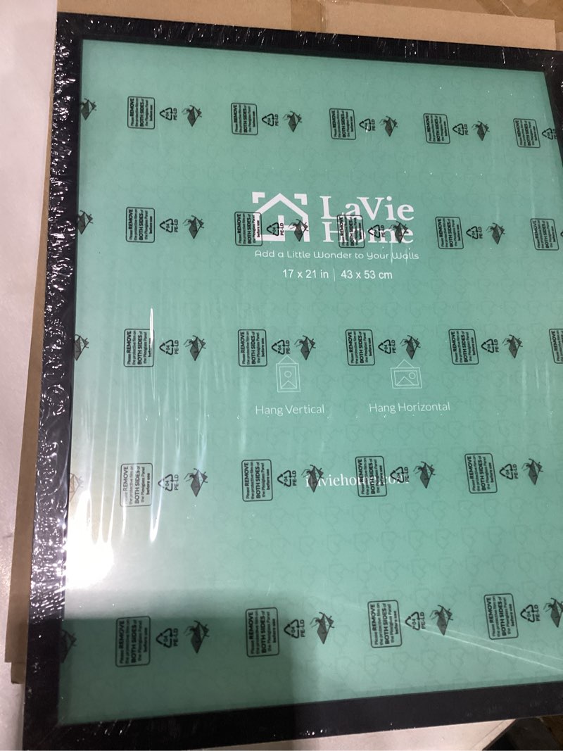 Condition photo showing New/Like New for LaVie Home 17x21 Picture Frame for Wall Display, 17x21 Black Picture Frame with HD Plexiglas, 17 x 21 Poster Frame 1 Pack, Display Frame for Vertical or Horizontal, Classic Collection Black 17x21 1