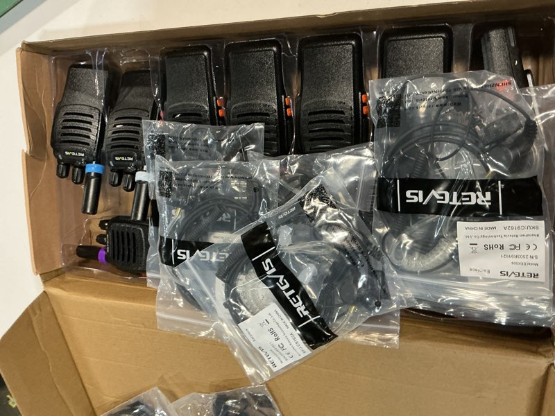 Condition photo showing Good Condition for Retevis H-777H 2 Way Radio,Walkie Talkies for Adults 10 Pack with 10 Way Multi Charger,Hidden Display,Charging Progress Visible,Compact, Handheld Two Way Radios Rechargeable for Event Security with ten-way charger