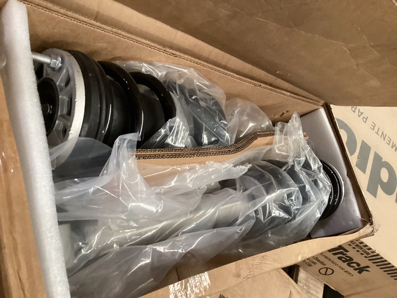 Condition photo showing Good Condition for rough country 6" loaded n3 struts for 2019-2024 chevy silverado 1500-501067