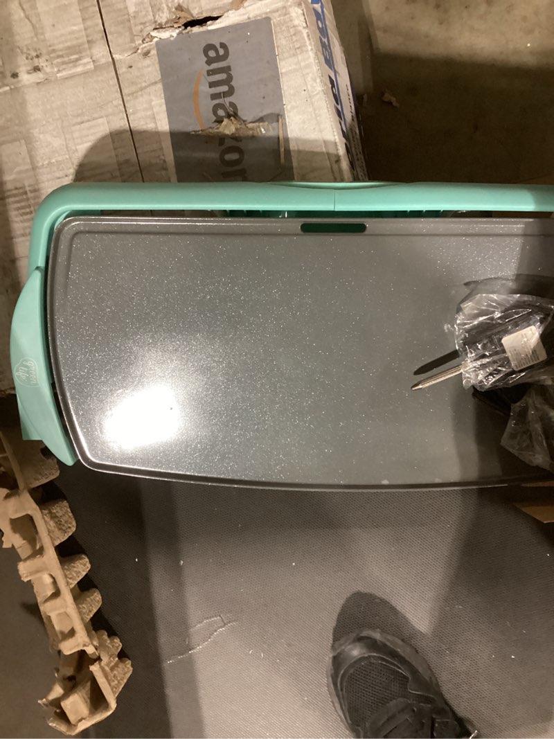 Condition photo showing Good Condition for GreenLife 20” Extra Large Electric Griddle, Non-Toxic PFAS & PFOA-Free Ceramic Nonstick, Temperature Control, Quick Even Heating, Removable Drip Tray, Pancakes, Eggs, Sausage, Easy Clean, Turquoise