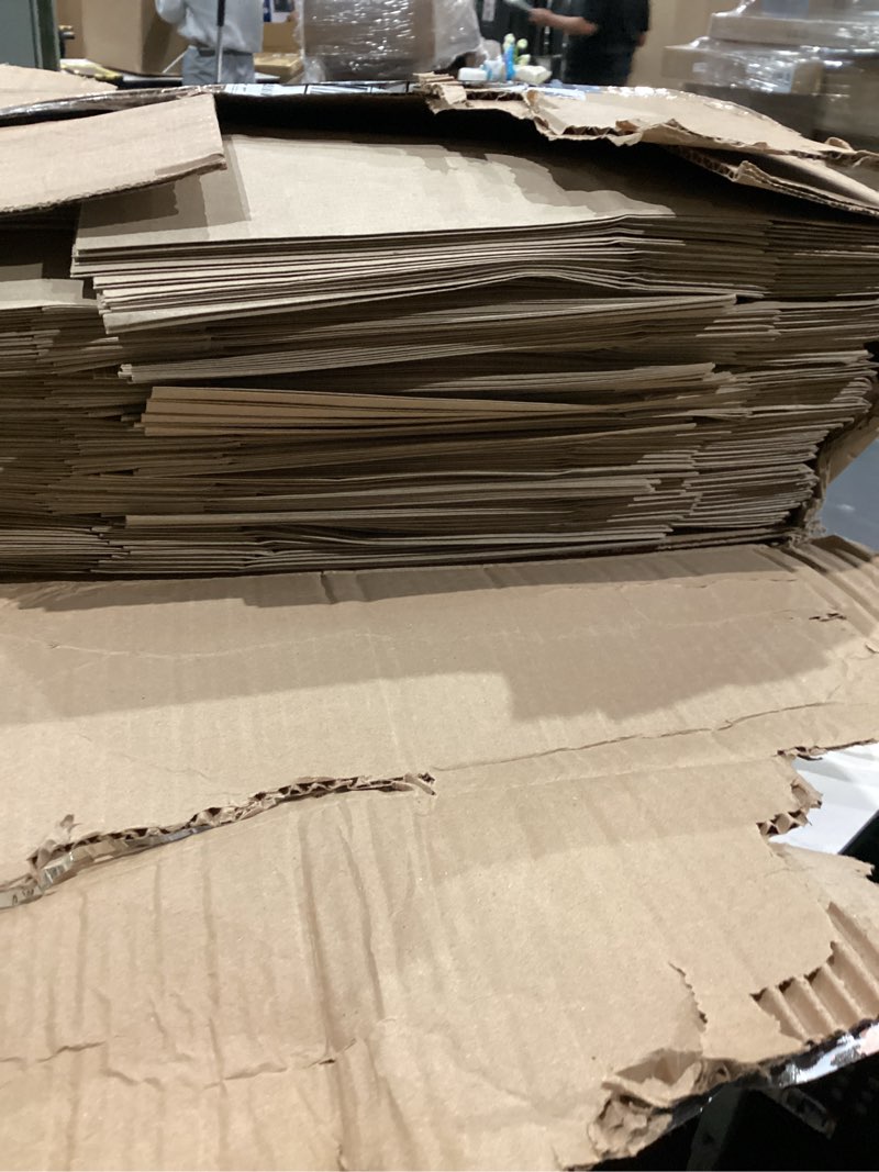 Condition photo showing Good Condition for Qutuus 10x5x13 Kraft Paper Bags 100 Pcs Kraft Shopping Bags, Paper Gift Bags for Retail, Merchandise, Recycled Bulk Paper Sacks, Brown Paper Bags with Handles Bulk Brown 10x5x13 Inch (Pack of 100)