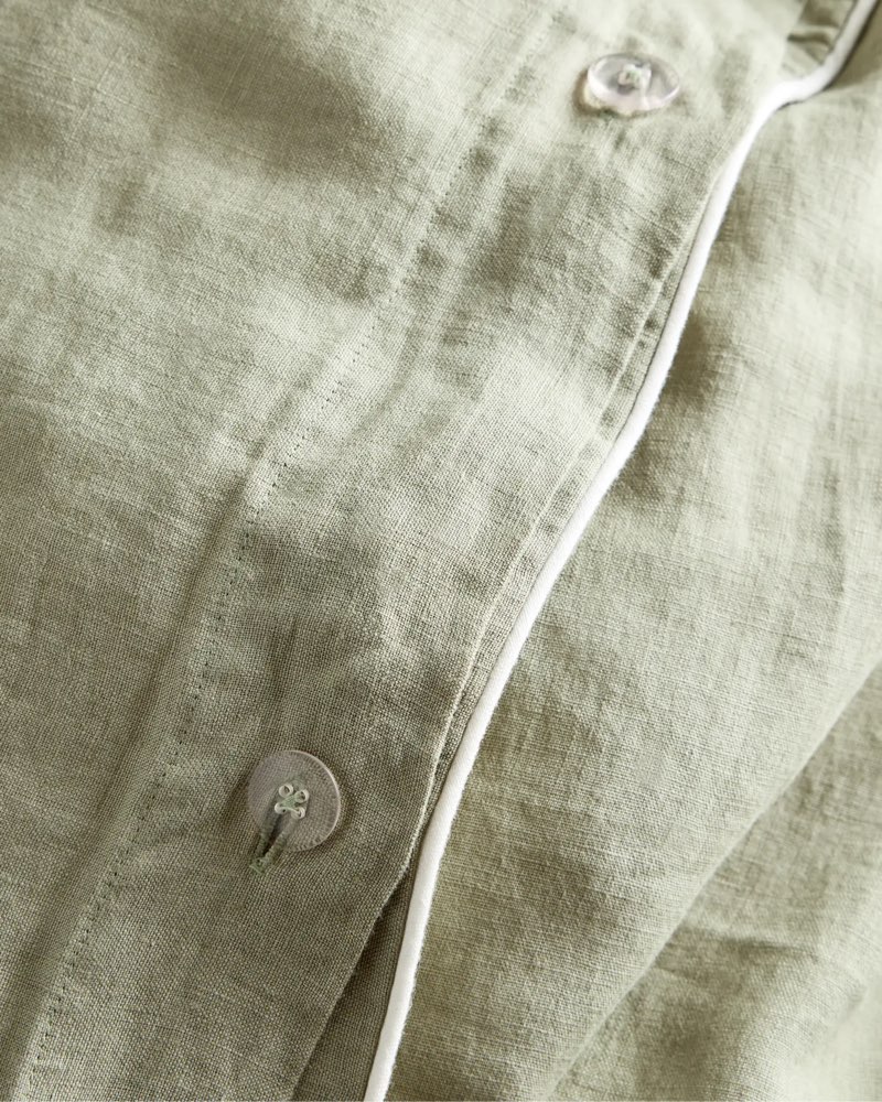 Organic Airy Gauze Duvet Cover Color: Olive Size: King/Cal King