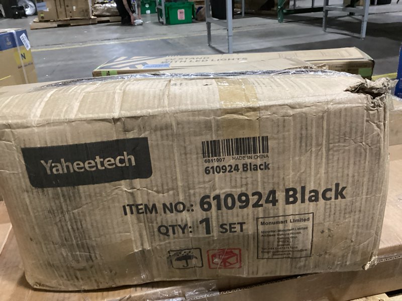 https://lotting-media.assets.bidfta.com/lotting_0eeea45d-a661-4ace-a831-54a08cf62e4c