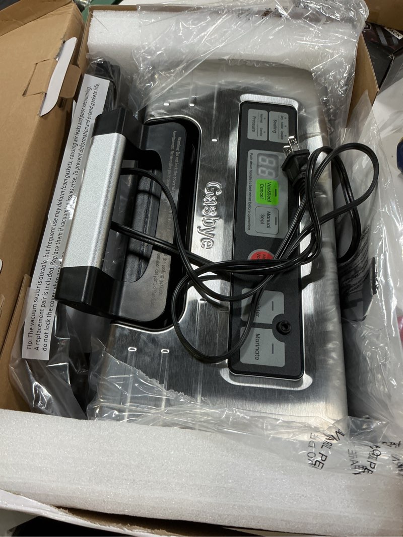 Condition photo showing Good Condition for 95kpa precision vacuum sealer machine, double heat seal for dry/moist food, easy-lock handle, built-in bag storage & cutter, progress display, pulse mode, removable drip tray, silver