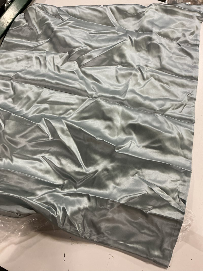 Condition photo showing Good Condition for quince, european 100% mulberry silk one pillowcase/queen/ligth blue