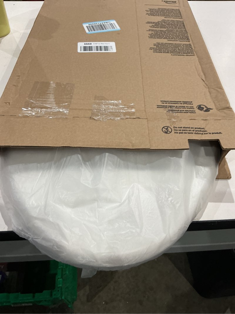 Condition photo showing Good Condition for bemis 7300slec slow close toilet seat, easy clean hinges and durable plastic seat, made in usa, elongated, white