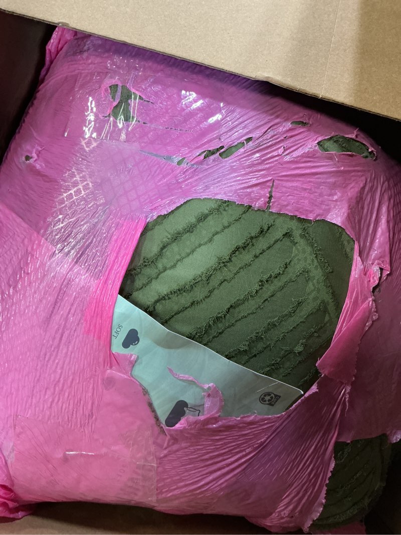 Condition photo showing As Is for Litanika Olive Green King Size Comforter Set, 3 Pieces Tufted Boho Farmhouse Bedding Comforter Sets, Lightweight Fluffy Comforter Bed Set for All Season (104x90In Comforter and 2 Pillowcases) 06-olive Green King (104"x90")