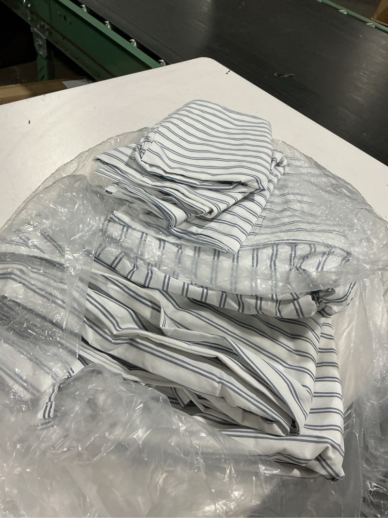 Condition photo showing As Is for stripe fitted sheet queen