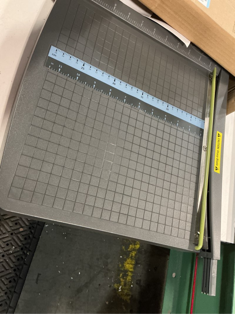 Condition photo showing Good Condition for swingline paper cutter, guillotine trimmer, 12" cut length, 10 sheet capacity, classiccut lite (9312) 10 sheet capacity classiccut lite