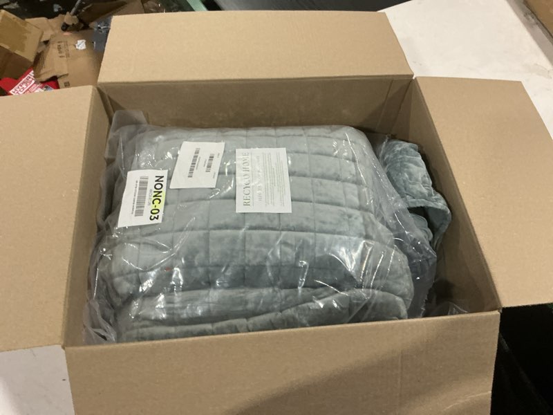 Condition photo showing Good Condition for recyco channel box stitch velvet quilt set, full queen size, gray