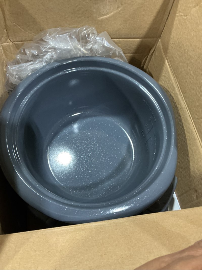 Condition photo showing Good Condition for aroma housewares arc-363-1ngb 3 uncooked/6 cups cooked rice cooker, steamer, multicooker, 2-6 cups, black
