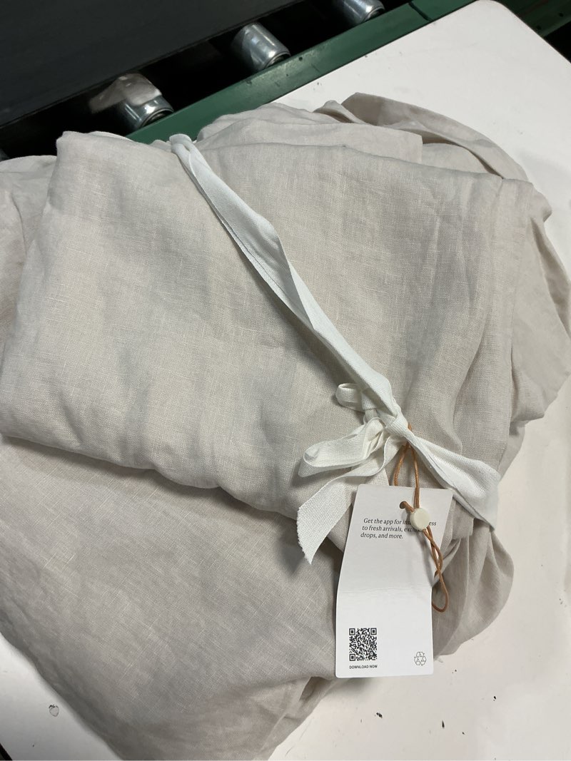 Condition photo showing Good Condition for quince european linen sheet set sanda king 