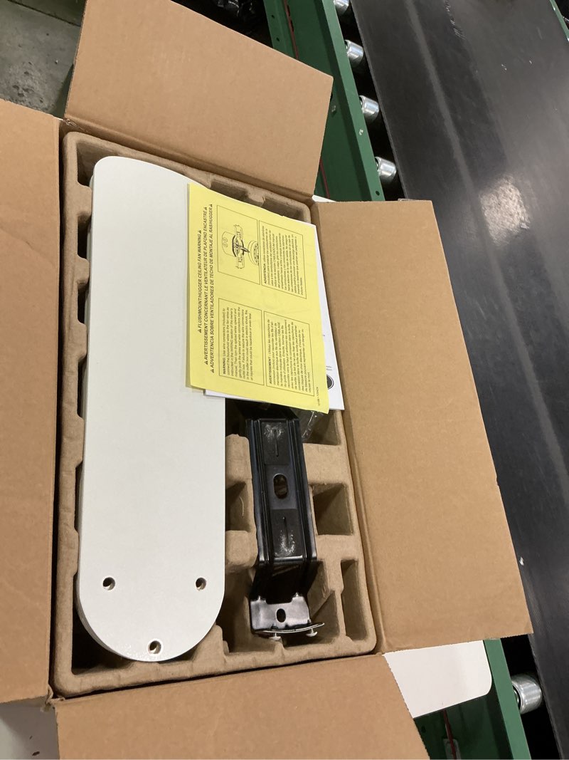 Condition photo showing Good Condition for Harbor Breeze 42 in WHITE Flush Mount Indoor Ceiling Fan with Light Kit ARMITAGE