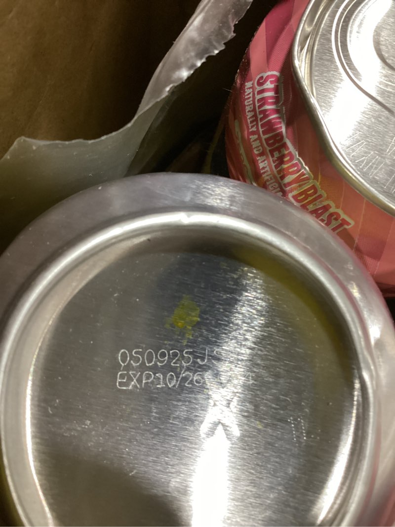 Condition photo showing Good Condition for Cellucor C4 Performance Energy Drink | Strawberry Blast | Zero Sugar Carbonated Preworkout Energy | 200mg Caffeine with Beta Alanine | 16 Fl Oz (12 Pack) Strawberry Blast 16 Fl Oz (Pack of 12)