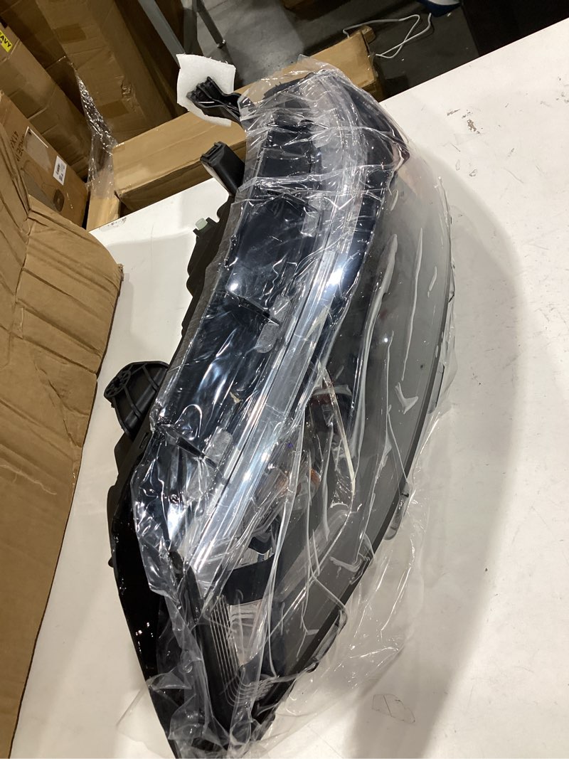 Condition photo showing Good Condition for replacement halogen headlamp right passenger side