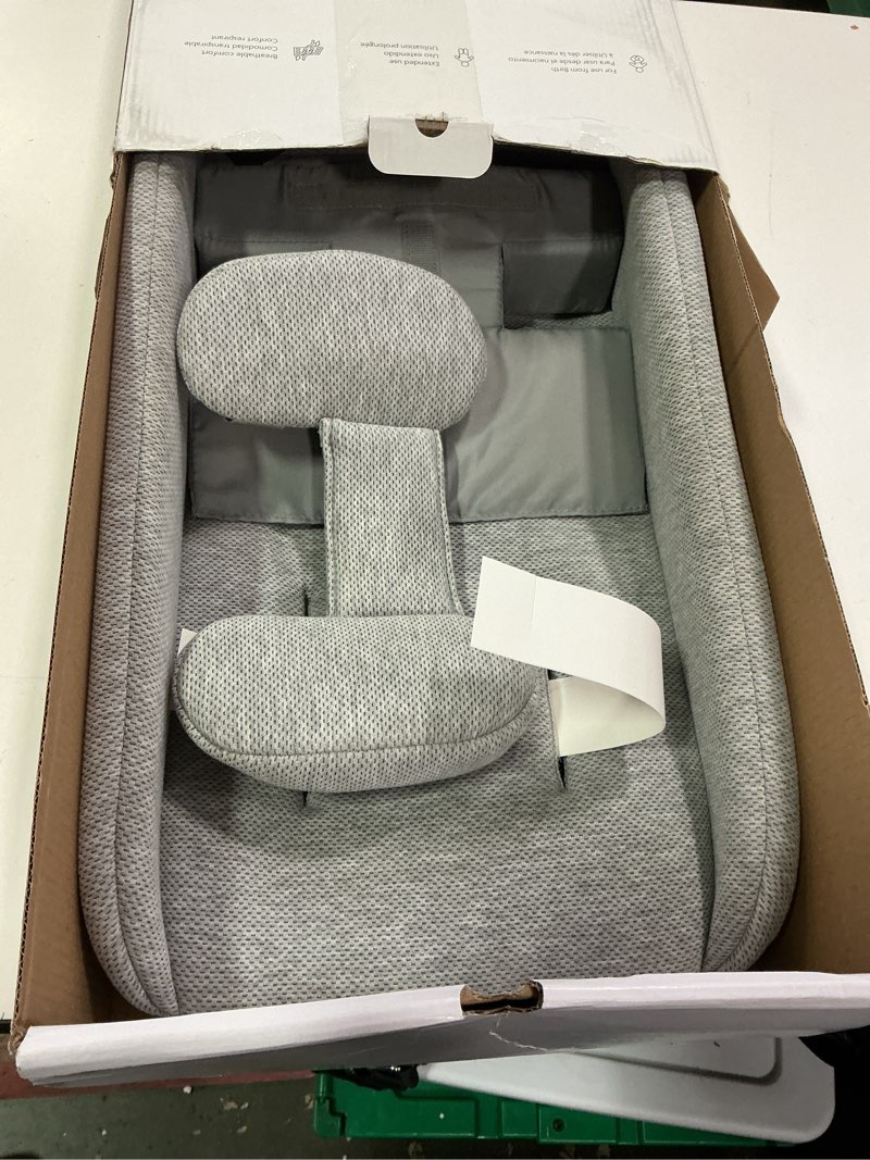 Condition photo showing New/Like New for UPPAbaby Infant Snug Seat / Compatible with Vista and Cruz Strollers / 2 in 1 Newborn to Toddler Comfort Insert Stroller Inserts
