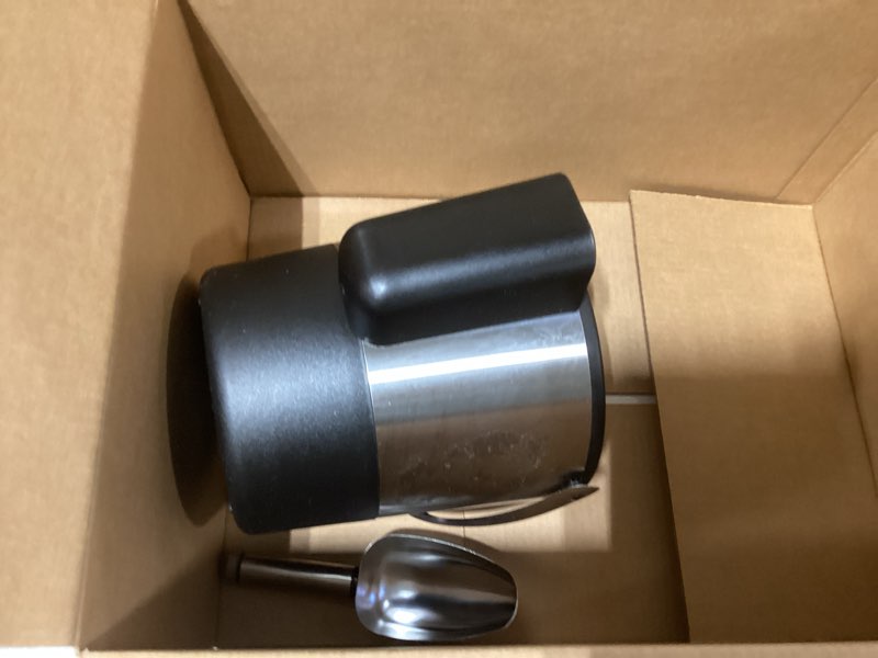 Condition photo showing Good Condition for oggi insulated ice bucket, 4 quart / 3.8 l, stainless steel, black. 4-quart stainless steel bucket with ice scoop ice bucket