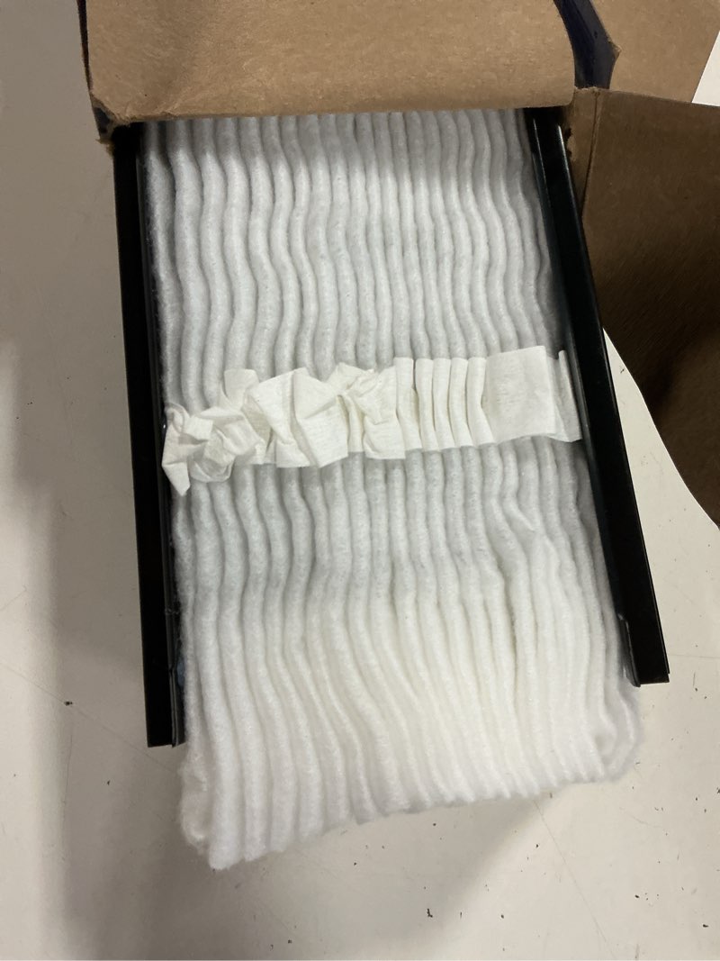 Condition photo showing Good Condition for aprilaire 20 in. w x 25 in. h x 4 in. synthetic fiber 11 merv pleated air cleaner cabinet air filter