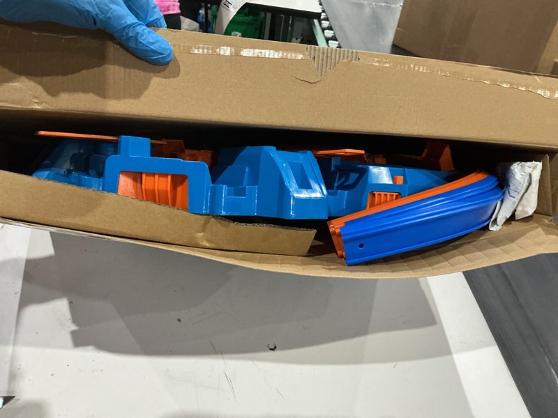 Condition photo showing Good Condition for hot wheels track set with 1:64 scale toy car  criss-cross crash track with motorized booster