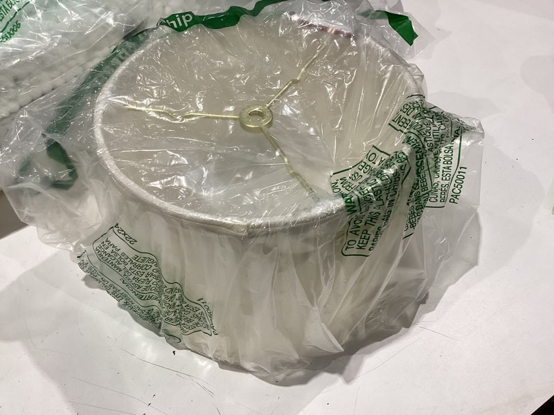 Condition photo showing Good Condition for royal designs shallow drum side pleat basic lamp shade, eggshell, 9"x 10"x 7, bs-749-10eg eggshell 9 x 10 x 7
