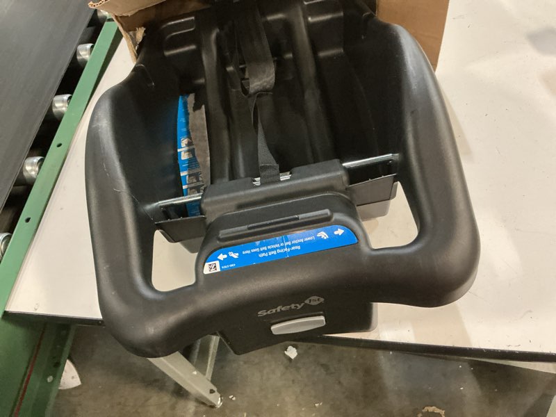 Condition photo showing Good Condition for safety 1st onboard 35 lt adjustable infant car seat base base - black extra base