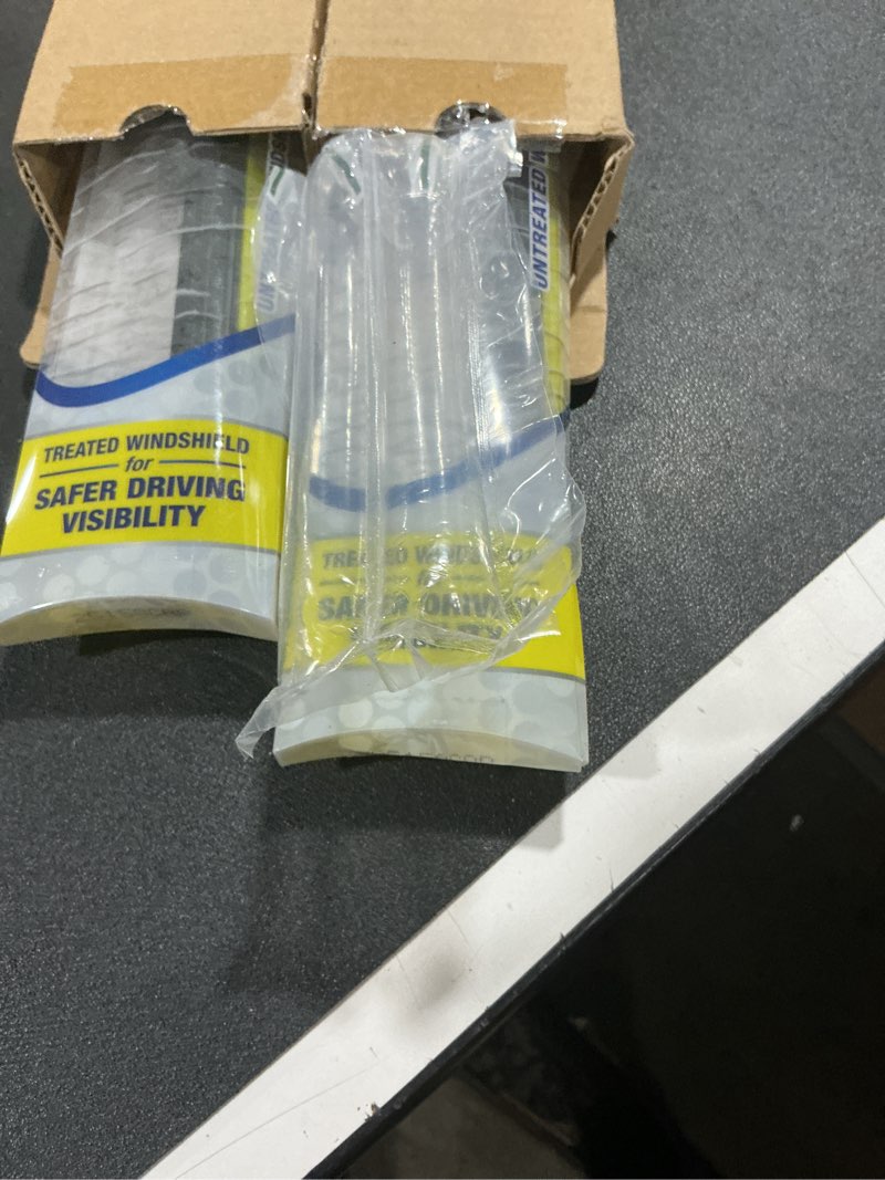 Condition photo showing New/Like New for Rain-X 810235 Latitude 2-In-1 Water Repellent Wiper Blades, 26" and 19" Windshield Wipers (Pack Of 2), Automotive Replacement Windshield Wiper Blades With Patented Rain-X Water Repellency Formula 26" and 19" Latitude