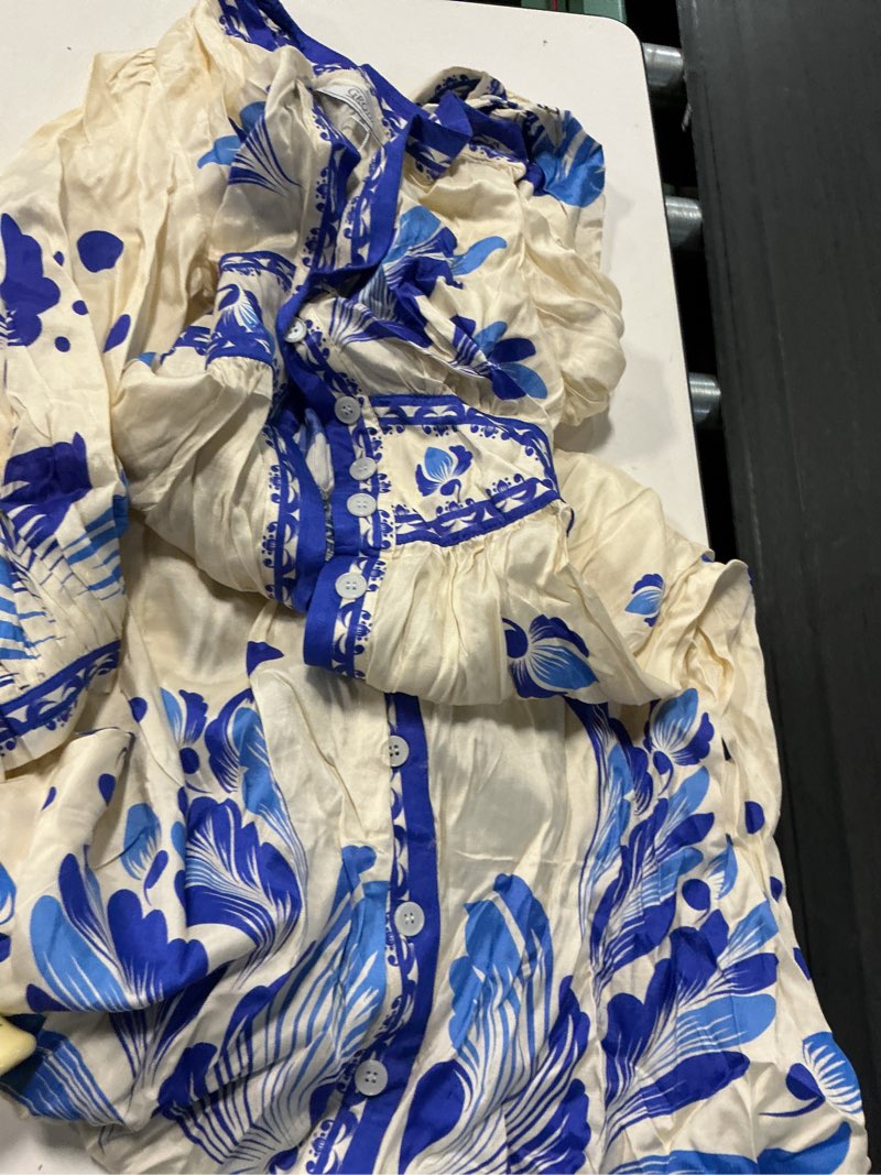 Condition photo showing Good Condition for women's 2026 shirt collar | v-neck collar floral dress blue-and-white porcelain long-sleeve printed maxi dresses medium blue