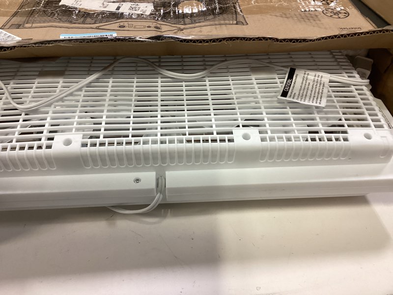 Condition photo showing Good Condition for shinic Twin Window Fan, 9-Inch Blades Reversible Airflow, Thermostat Control, 3 Speeds, 23.8"-37" Expandable Width, Window Exchaust Fans for Home Bedroom, ETL Certified