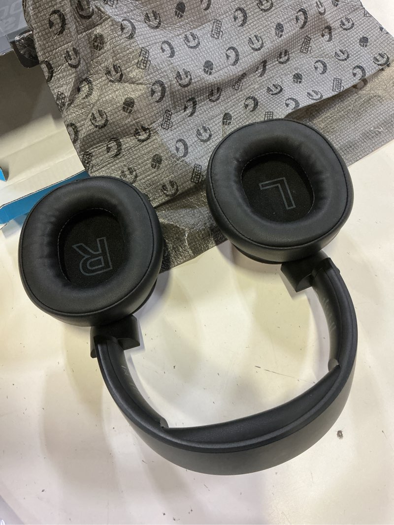 Condition photo showing Good Condition for ryr wireless gaming headset for xbox series x|s, xbox one, ps5, ps4, switch, mac, bluetooth 5.3, 3d surround sound, rotatable earmuffs, gaming headphones with noise canceling microphones-blackgreen