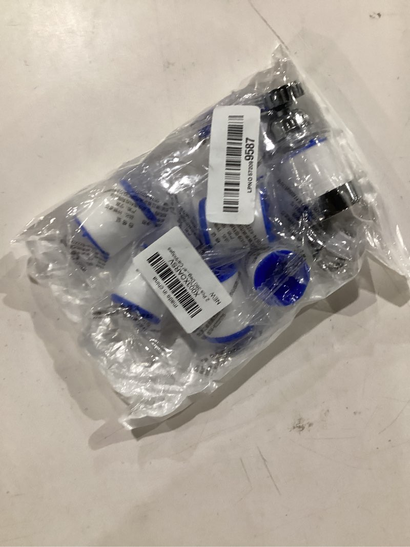 Condition photo showing Good Condition for 2-pcs sink water faucet filter,360 degree rotating faucet filter water filter purifier for kitchen,bathroom sink,removes sediment and large impurities,with 6 filter cartridges 2 faucet filter with 6 cartridges