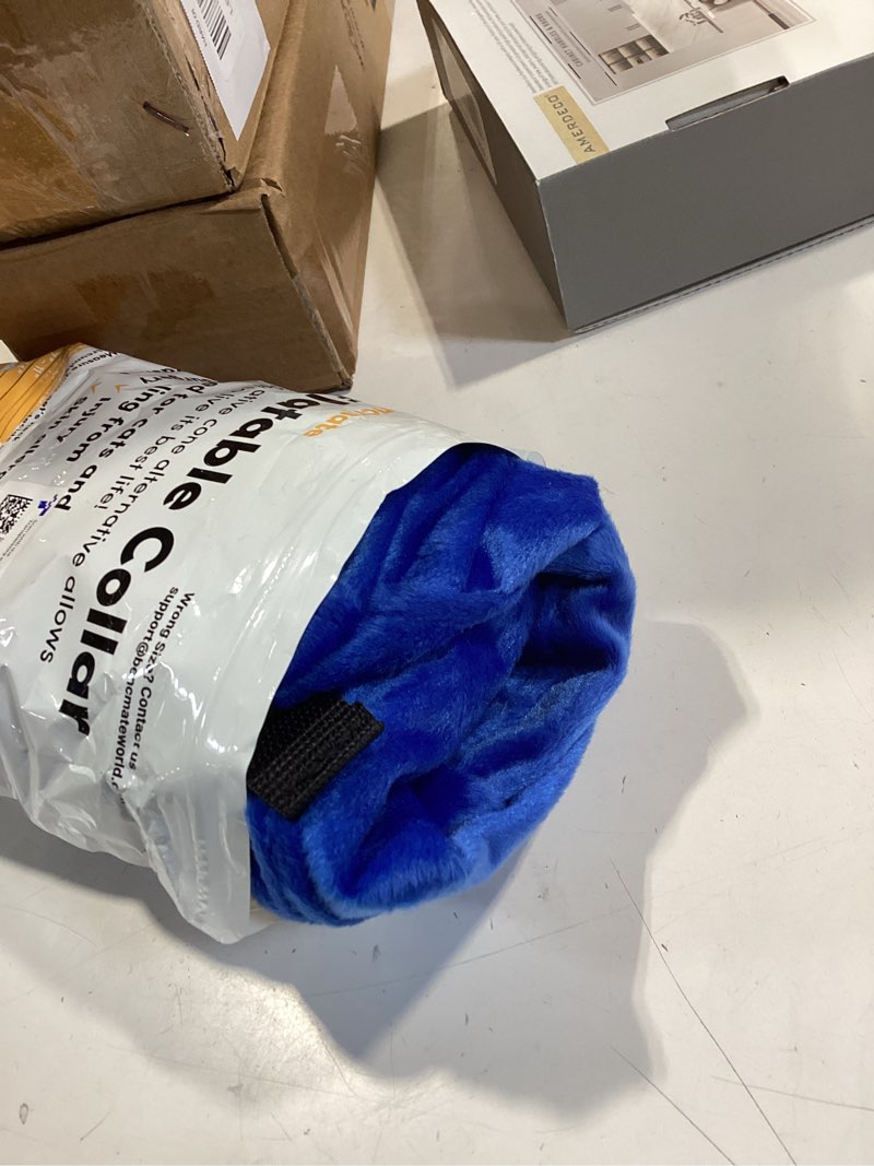 Condition photo showing Good Condition for bencmate inflatable dog cone collar alternative, soft dog cone for small medium large dogs and cats, neck recovery ecollar donut collar after surgery (x-large, blue) blue x-large [neck:18"-21"]