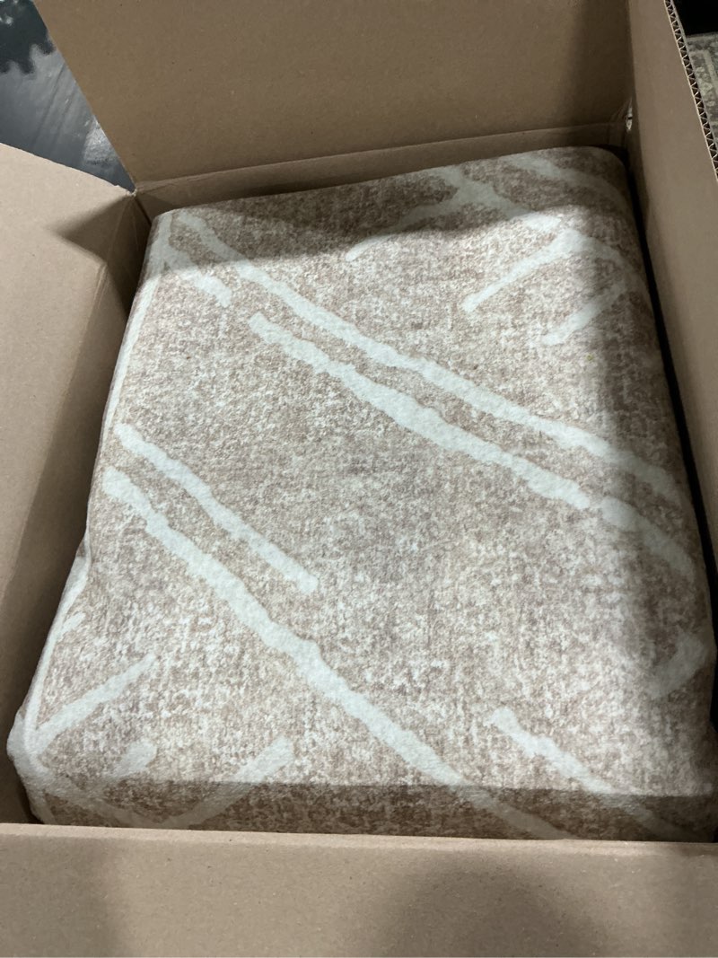 Condition photo showing Good Condition for 9x12 Area Rug for Living Room : Washable Rug Modern Geometric Soft Low Pile Non-Slip Stain-Resistant