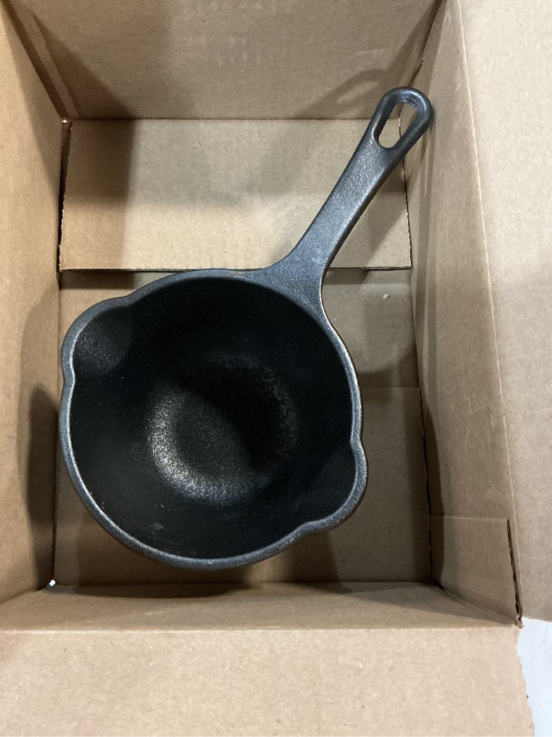 Condition photo showing Good Condition for Victoria 0.5-Quart Cast Iron Saucepan, Small Cast Iron Melting Pot Seasoned with Flaxseed Oil, Made in Colombia, Black 0.5 Quarts