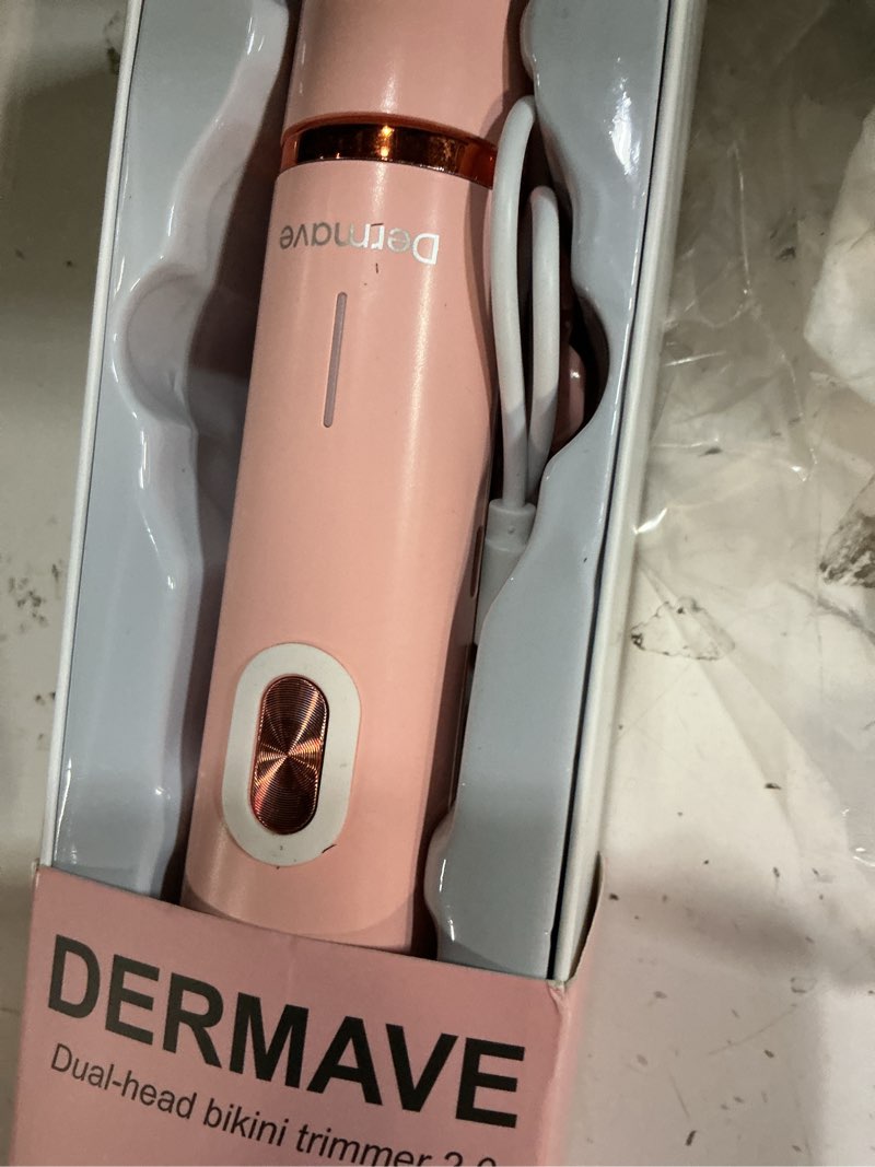 Condition photo showing Good Condition for bikini shaver - cordless electric wet & dry dual-head shaver, washable, ceramic blades, usb rechargeable, travel portable design (pink)