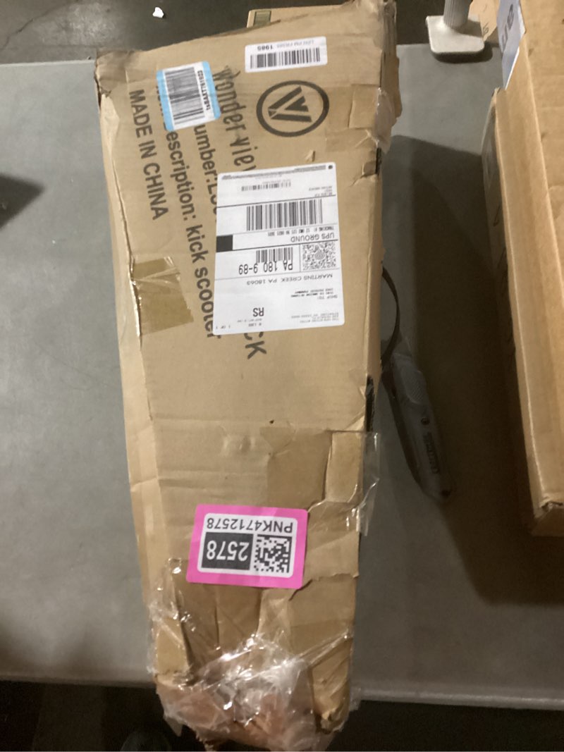 Condition photo showing Good Condition for 3 wheel scooter for kids ages 6-12,kids scooter with light up wheels, sturdy deck design, and 4 height adjustable suitable for kid ages 3-12 all black