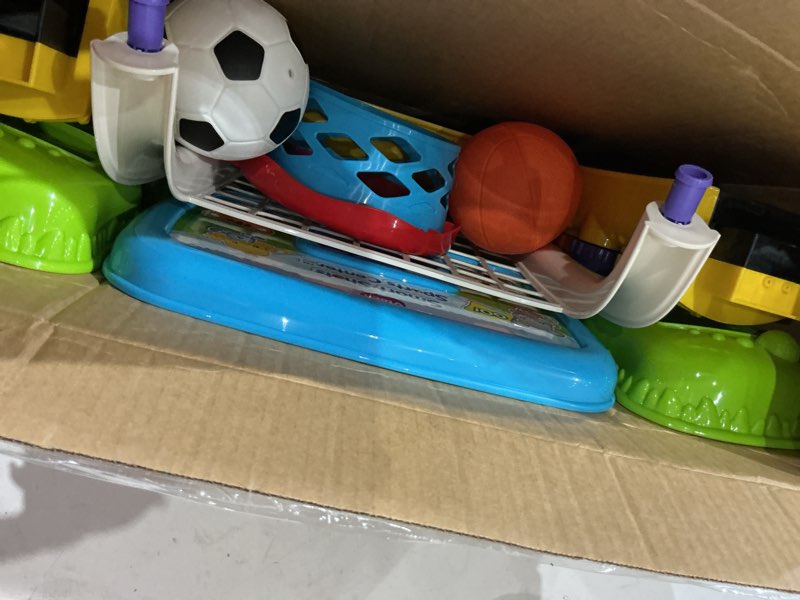 Condition photo showing Good Condition for vtech smart shots sports center (frustration free packaging), yellow
