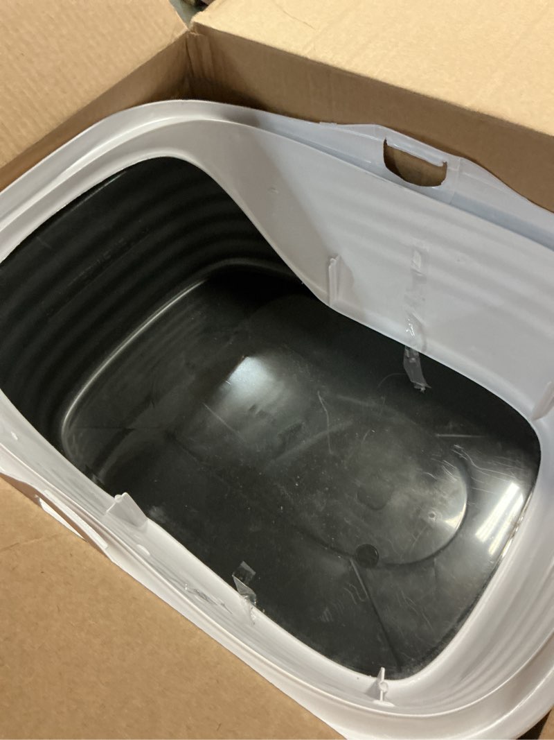 Condition photo showing As Is for arm & hammer rimmed cat litter box with high sides and microban, made in usa