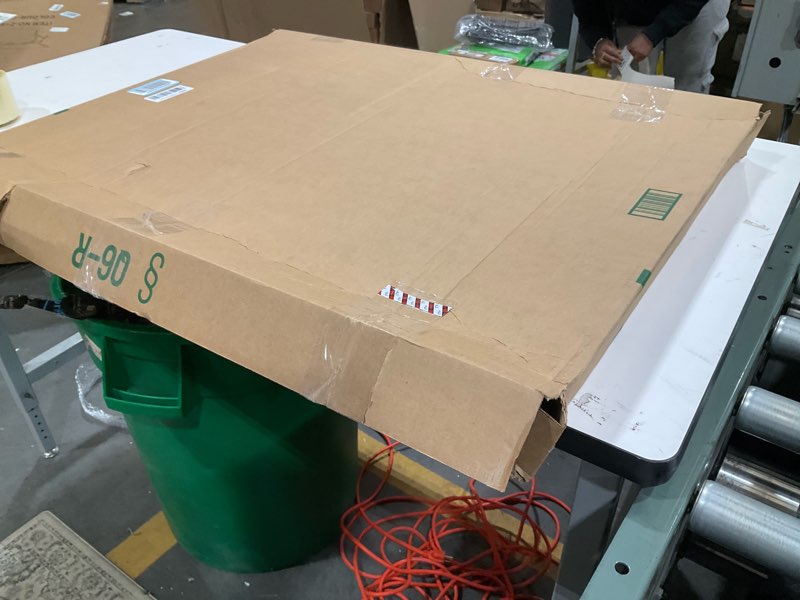 Condition photo showing As Is for Art3d Drop Ceiling Tiles 24x24 in White (12-Pack, 48 Sq.ft), Wainscoting Panels Glue Up 2x2 12pcs 24"x24" White