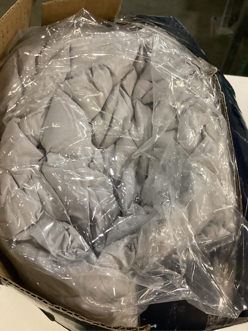 Condition photo showing Good Condition for Oversized King Size Duvet Insert - All Season 100% Cotton Comforter - Quilted Fluffy Down Alternative Duvet Insert - Light Gray - Soft Breathable & Lightweight with 8 Corner Tabs Light Gray Oversized King