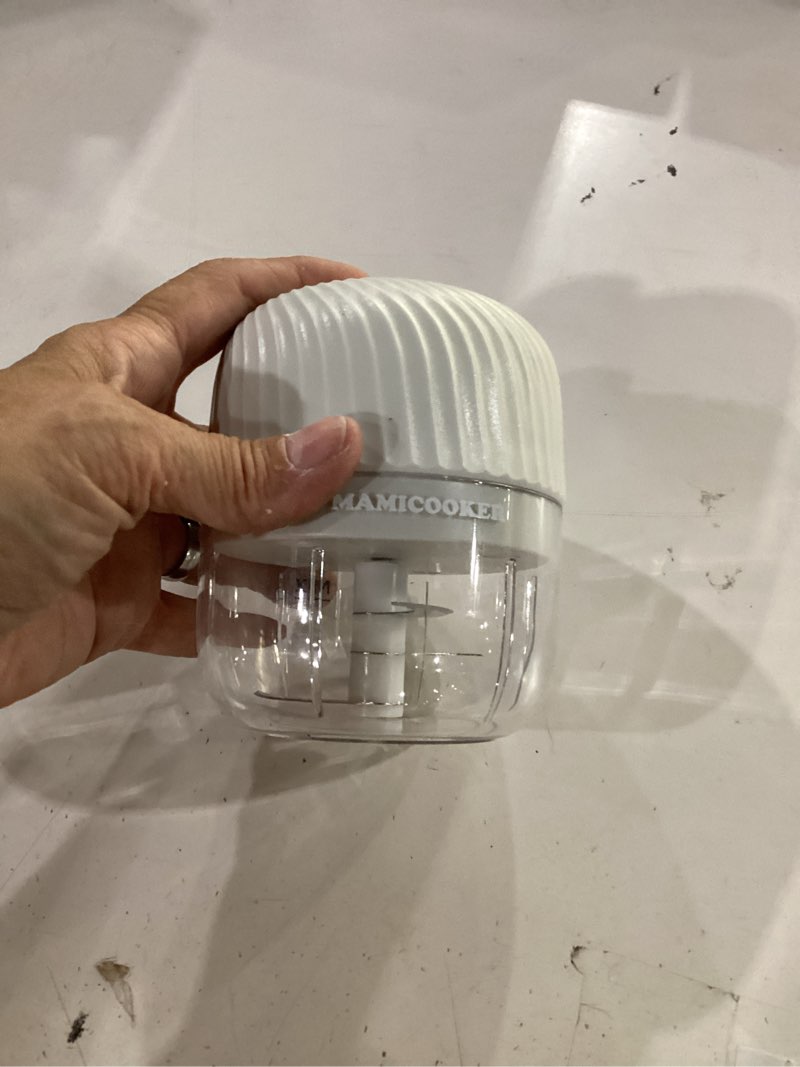 Condition photo showing Good Condition for electric garlic chopper, mini portable veggie chopper, 250ml garlic grinder masher onion grinder, blender to vegetable, wireless food processor for ginger, chili, fruit, meat, etc 250ml white