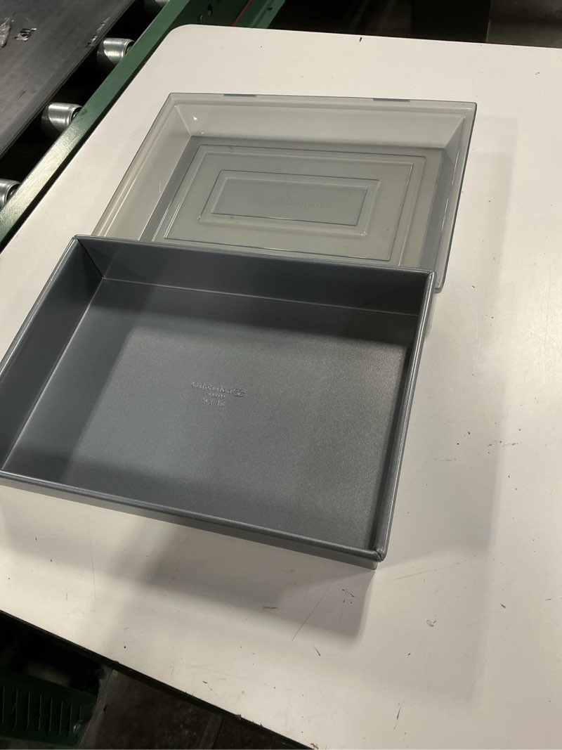 Condition photo showing Good Condition for calphalon titan bake pan with lid, 13 x 9 inch cake pan, baking cake pan, nonstick 2-pack bakeware set, carbon steel pfoa-free for even heating, commercial quality baking titan steel core 13" x 9" cake pan