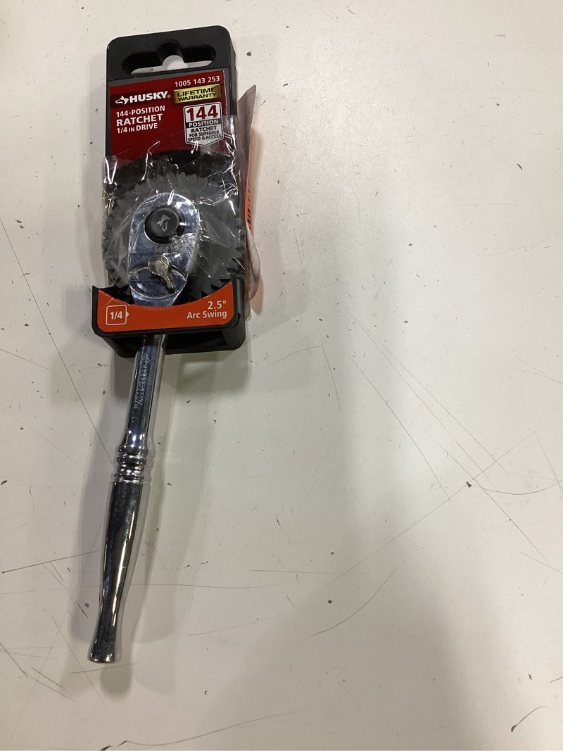 Condition photo showing Good Condition for 1/4 in. drive 144-tooth pro ratchet