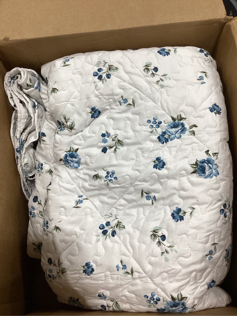 Condition photo showing As Is for blue white flower blanket butterfly soft throw blanket country french 60"x50" blanket washable for spring summer fall party