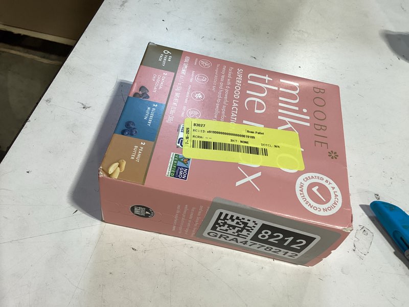 Condition photo showing New/Like New for boobie superfood breastfeeding bars supporting a healthy milk supply, variety pack, (1.7 ounce bar, 6 count)