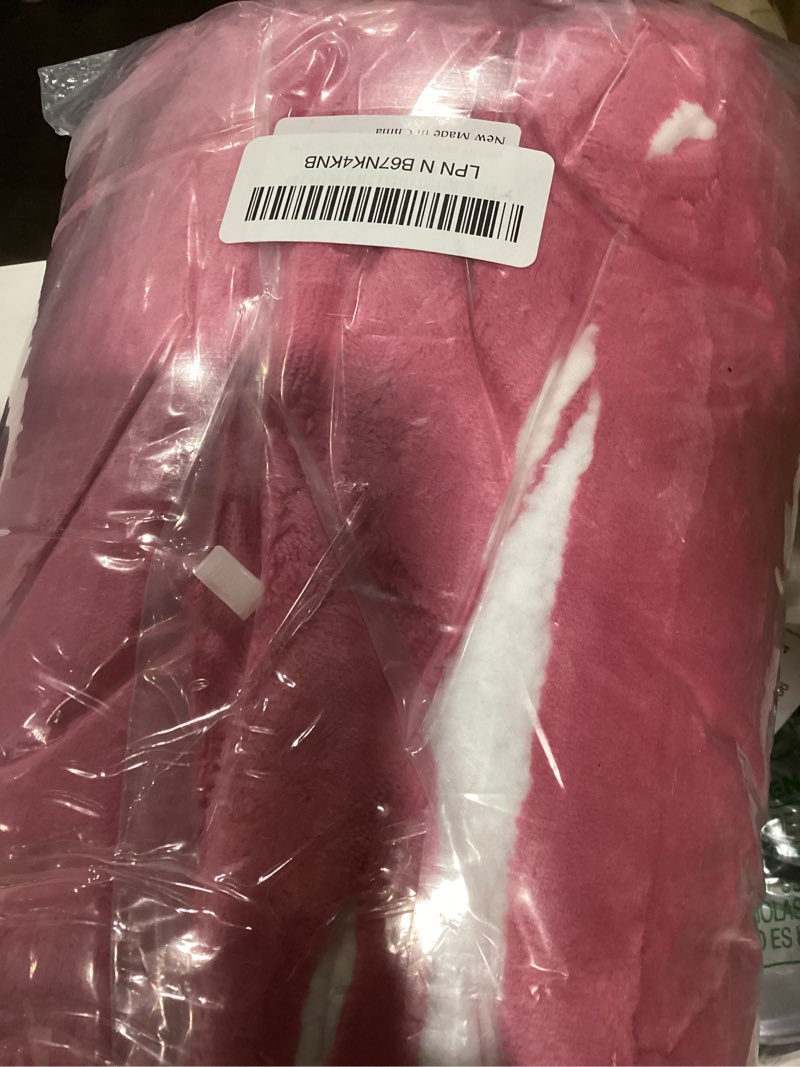 Condition photo showing New/Like New for yescool Wearable Blanket Hoodie Kids, Oversized Blanket Sweatshirt with Sherpa Teen Girl Gifts for Kids, Youth, Boys, Girls, 8-15 Year Old Girl Boy Gift Warm Wearable Blankets, One Size,Hot Pink Child Hot Pink