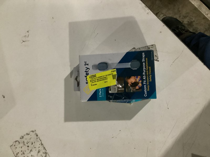 Condition photo showing Good Condition for safety 1st custom fit all purpose strap, décor 2 count (pack of 1)