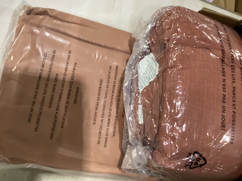 Condition photo showing Good Condition for geniospin king size comforter set- 7 pieces terracotta textured king bedding set, soft solid bed in a bag for all seasons, fall comforter set with sheets terracotta king (102"x90")